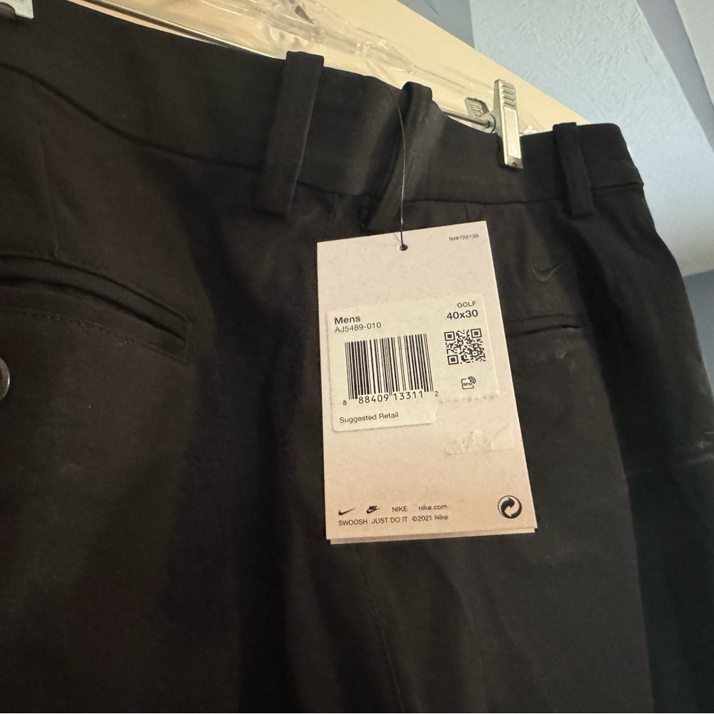 Nike Men’s Black Golf Dress Pants - Picture 4 of 5